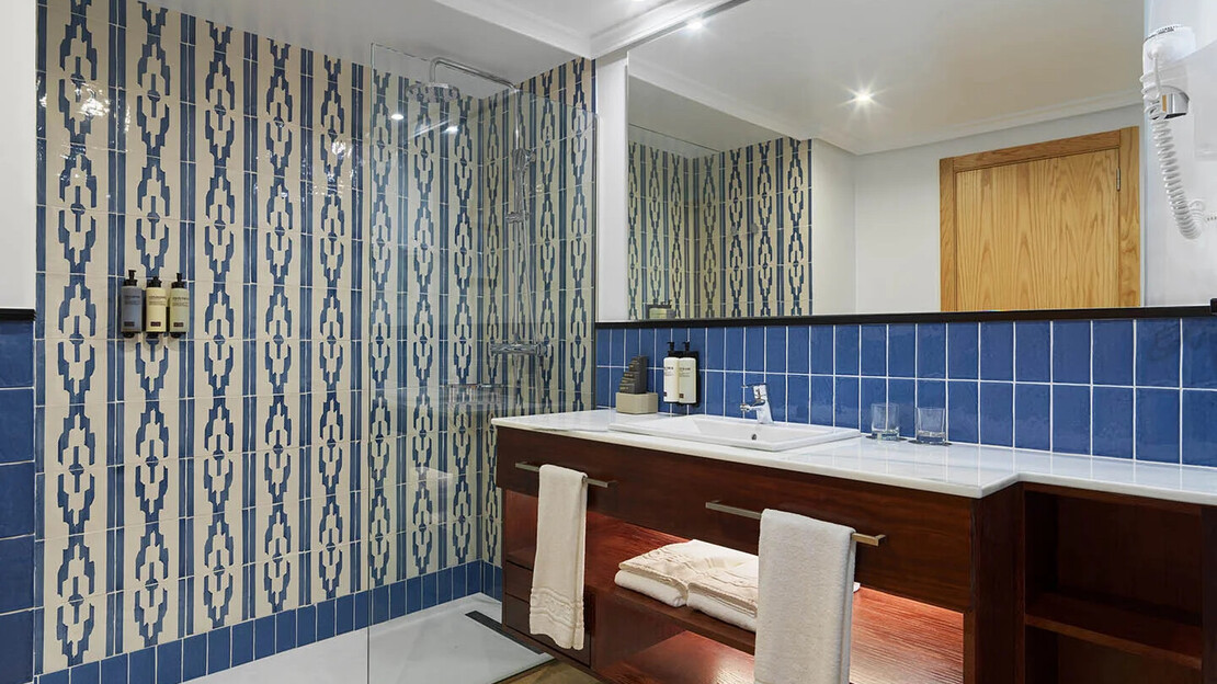 H10 Timanfaya Palace 